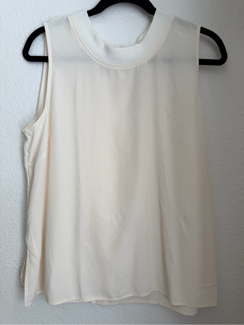 Cuyana Silk Beige Cream Color Open Back Tank Blouse size XL